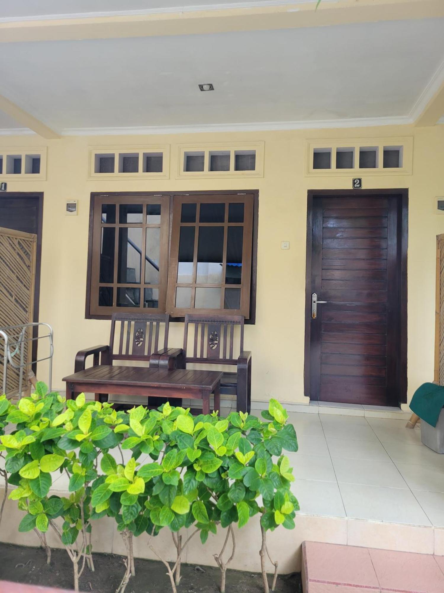 Koi Gili Guest House ギリ・トラワンガン エクステリア 写真