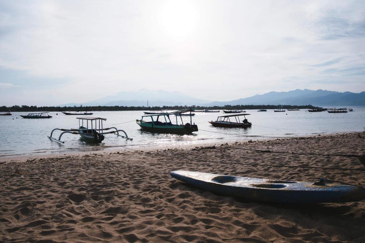 Koi Gili Guest House ギリ・トラワンガン エクステリア 写真