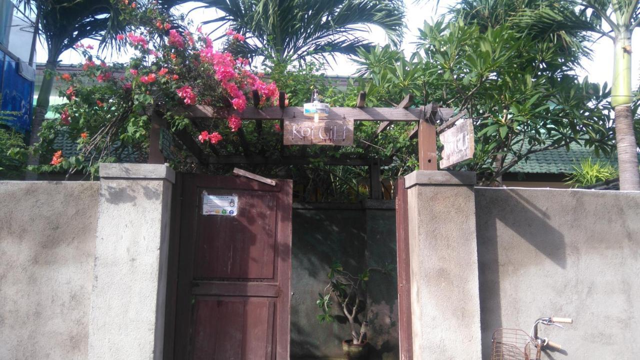 Koi Gili Guest House ギリ・トラワンガン エクステリア 写真